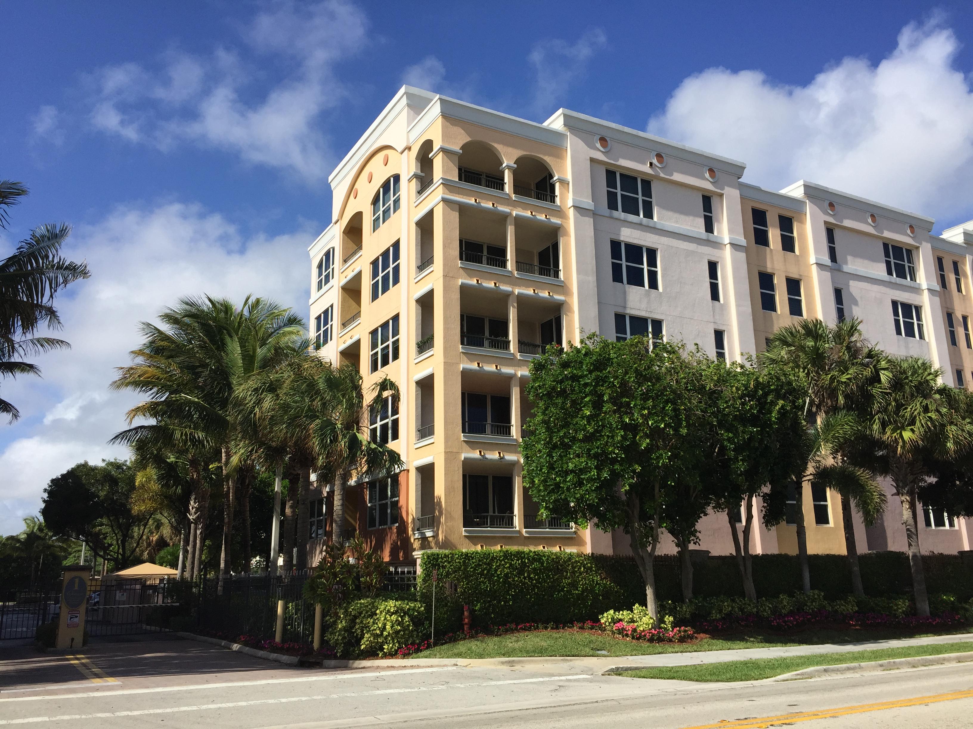 Deerfield Beach Condos For Sale